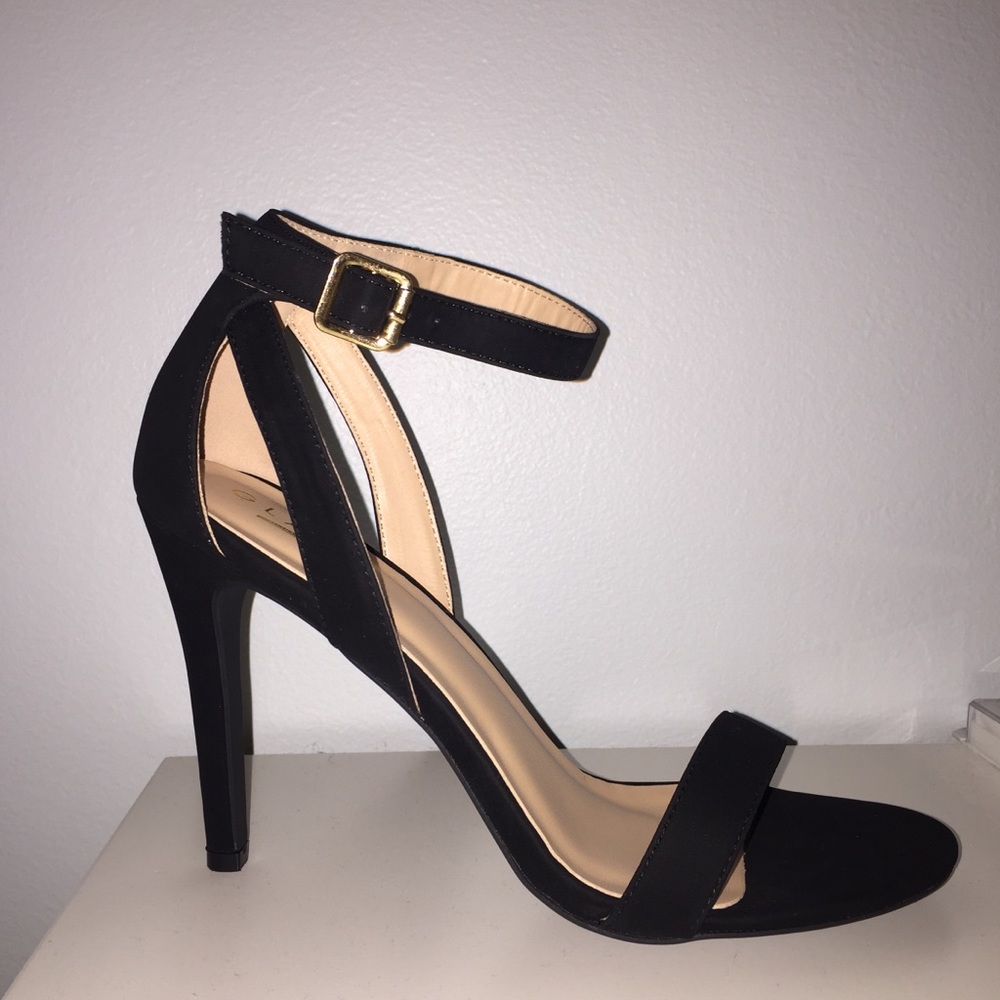 Black Strappy 4 1/4 inch Heels NEVER WORN